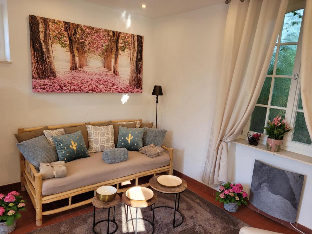 Marien Turm Villa ซาร์ลุย ภายนอก รูปภาพ